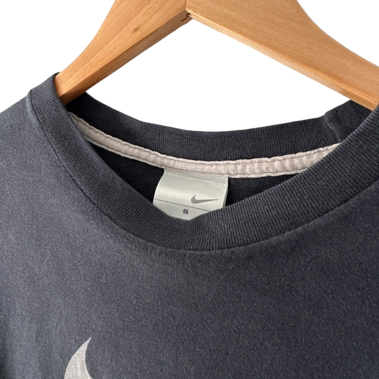 Vintage 2000's Nike T-shirt - S