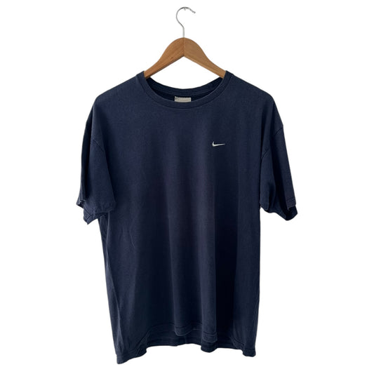 Vintage 2000's Nike Mini Swoosh T-shirt - M