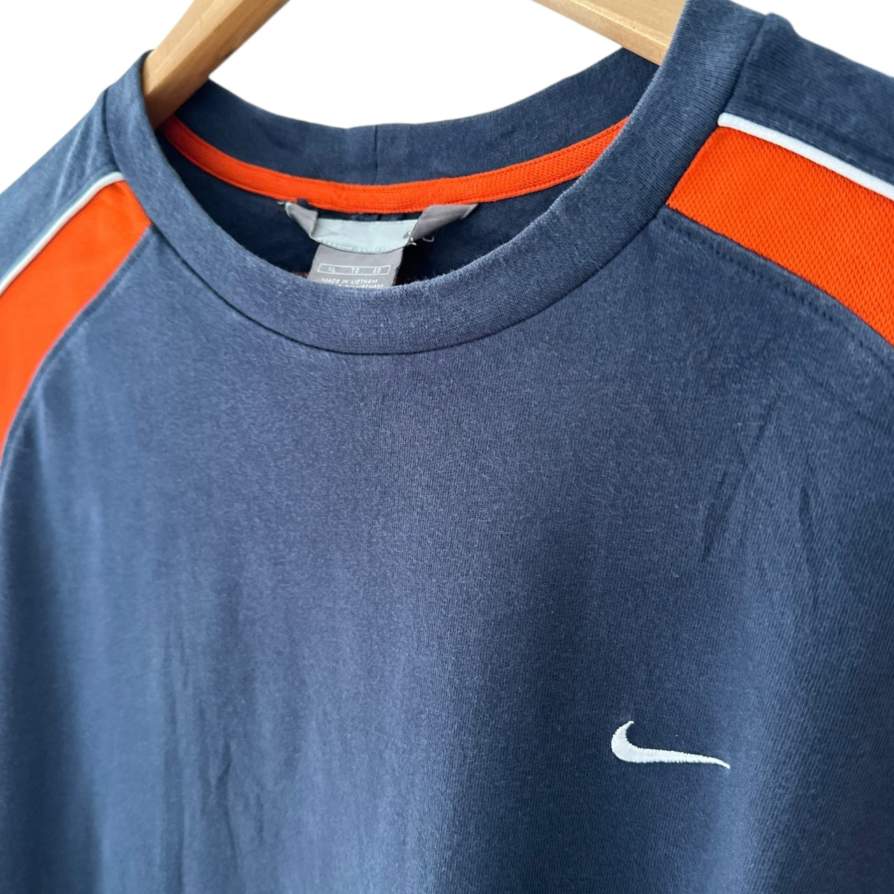 Vintage 2000's Nike T-shirt - XL