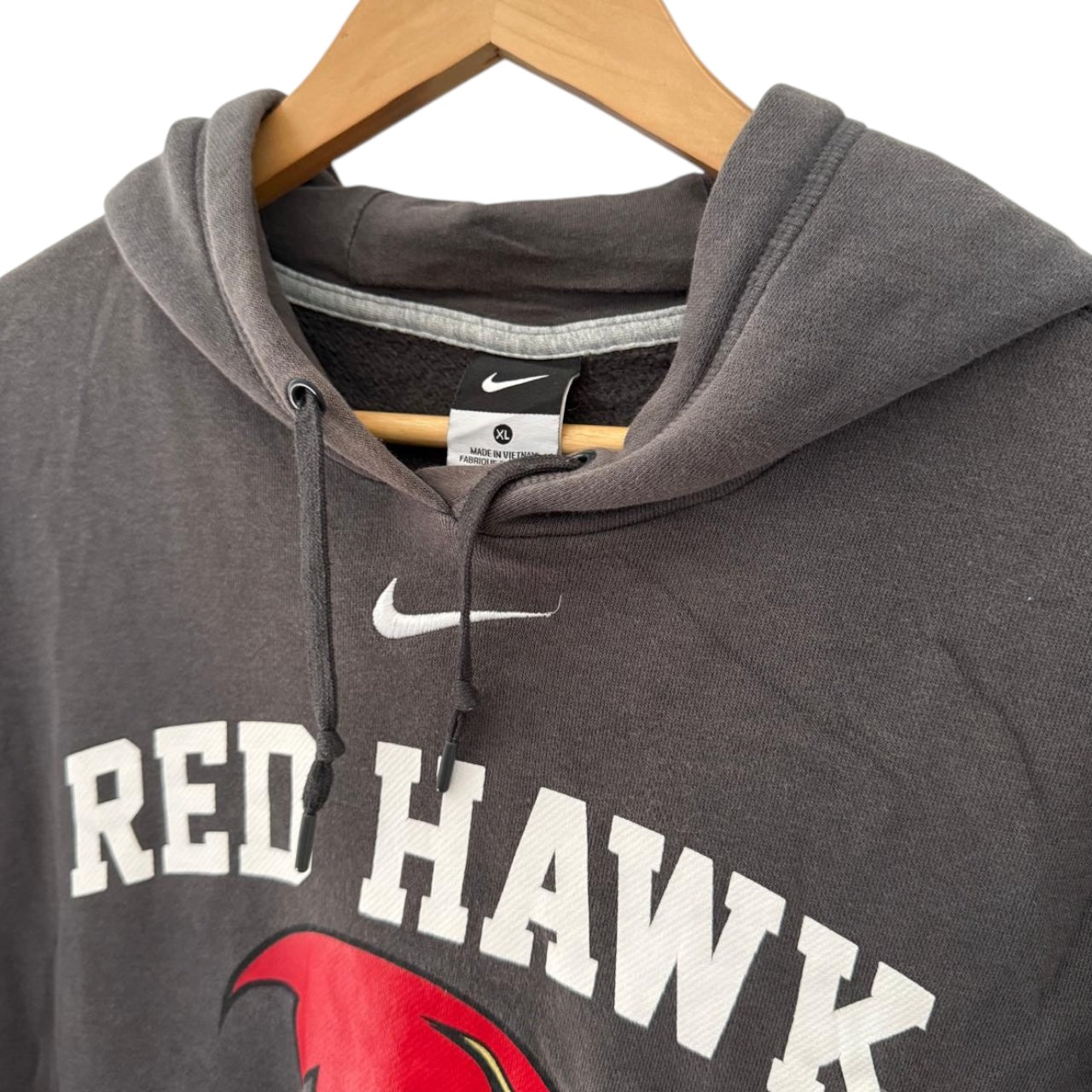 Nike Centre Swoosh Red Hawk Football Hoodie - XL