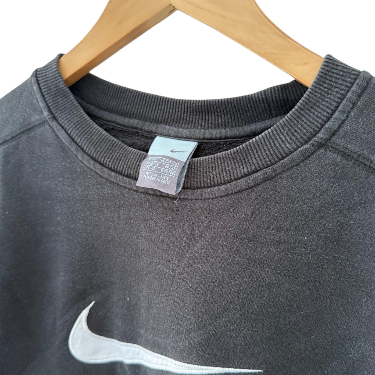 Vintage 2000's Nike Centre Swoosh Crewneck - S