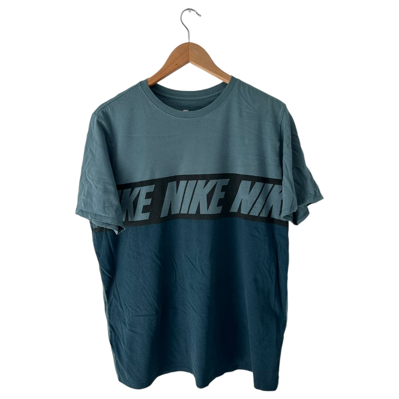 Nike T-shirt - XL